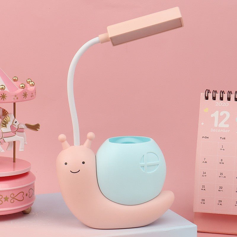 𝐋𝐞𝐚𝐫𝐧 𝐋𝐞𝐝 𝐄𝐲𝐞 𝐏𝐫𝐨𝐭𝐞𝐜𝐭𝐢𝐨𝐧 𝐃𝐞𝐬𝐤 𝐋𝐚𝐦𝐩 𝐂𝐫𝐞𝐚𝐭𝐢𝐯𝐞 𝐃𝐨𝐫𝐦𝐢𝐭𝐨𝐫𝐲 𝐒𝐭𝐮𝐝𝐞𝐧𝐭𝐬